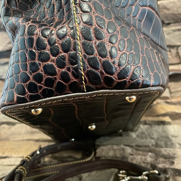Dooney & Bourke Small City Barlow. Croc Embossed. Brown. EUC - Picture 9 of 15